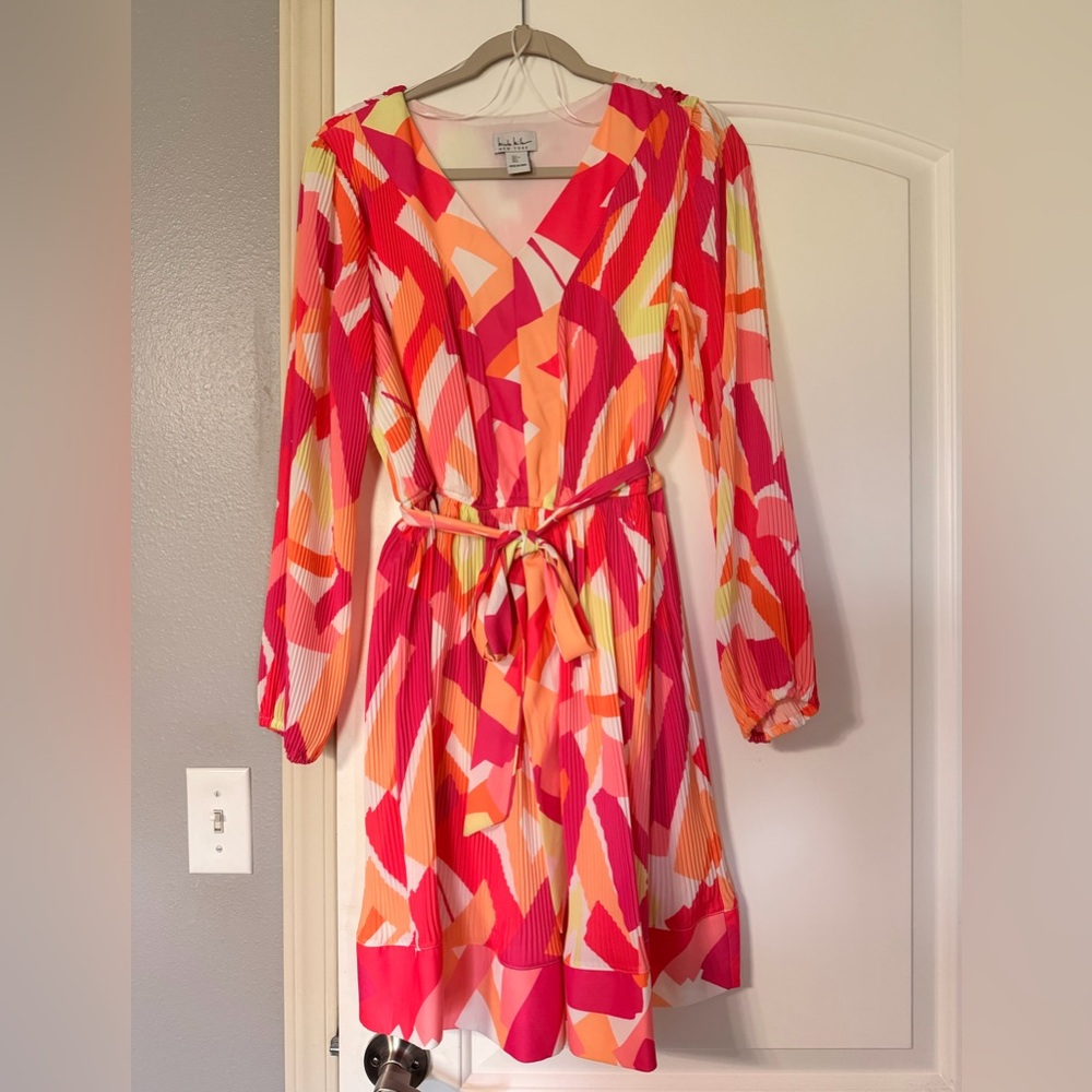 Vibrant Long Sleeve Dress with Belt, New no tag.